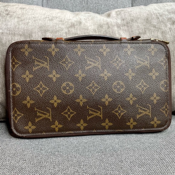 Rare & Discontinued! Louis Vuitton Poche Escapade Monogram Travel Organizer - Picture 2 of 16